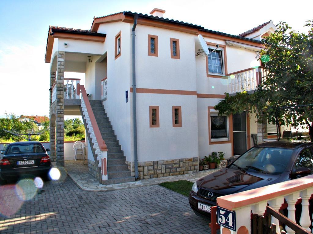 Apartments Galic Nin Exterior foto